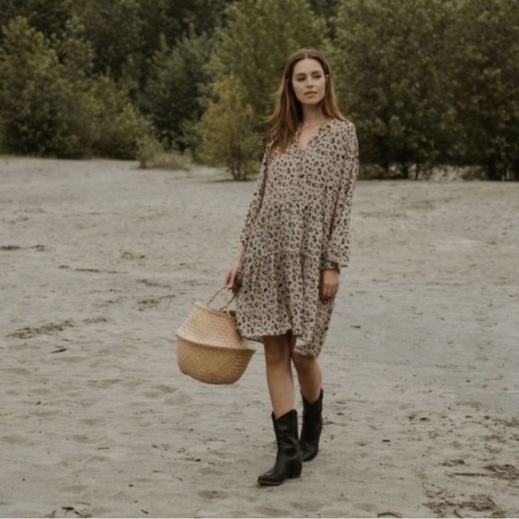 Jackson Rowe Dresses & Skirts - Jackson Rowe Malad Leopard Print Boho Chic Mini Dress Relaxed Fit Womens size XS